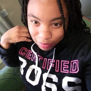 Meet your Posher, Tina